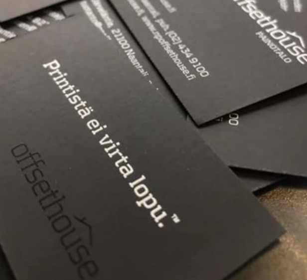 Laadukkaat käyntikortit – painatus Turussa Offset-House Oy